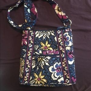 Vera Bradley cross body